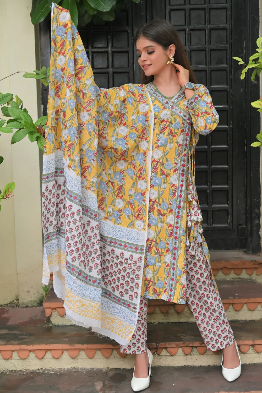 Daffodil 3 Piece Suit with Mulmul Dupatta | Made To Order