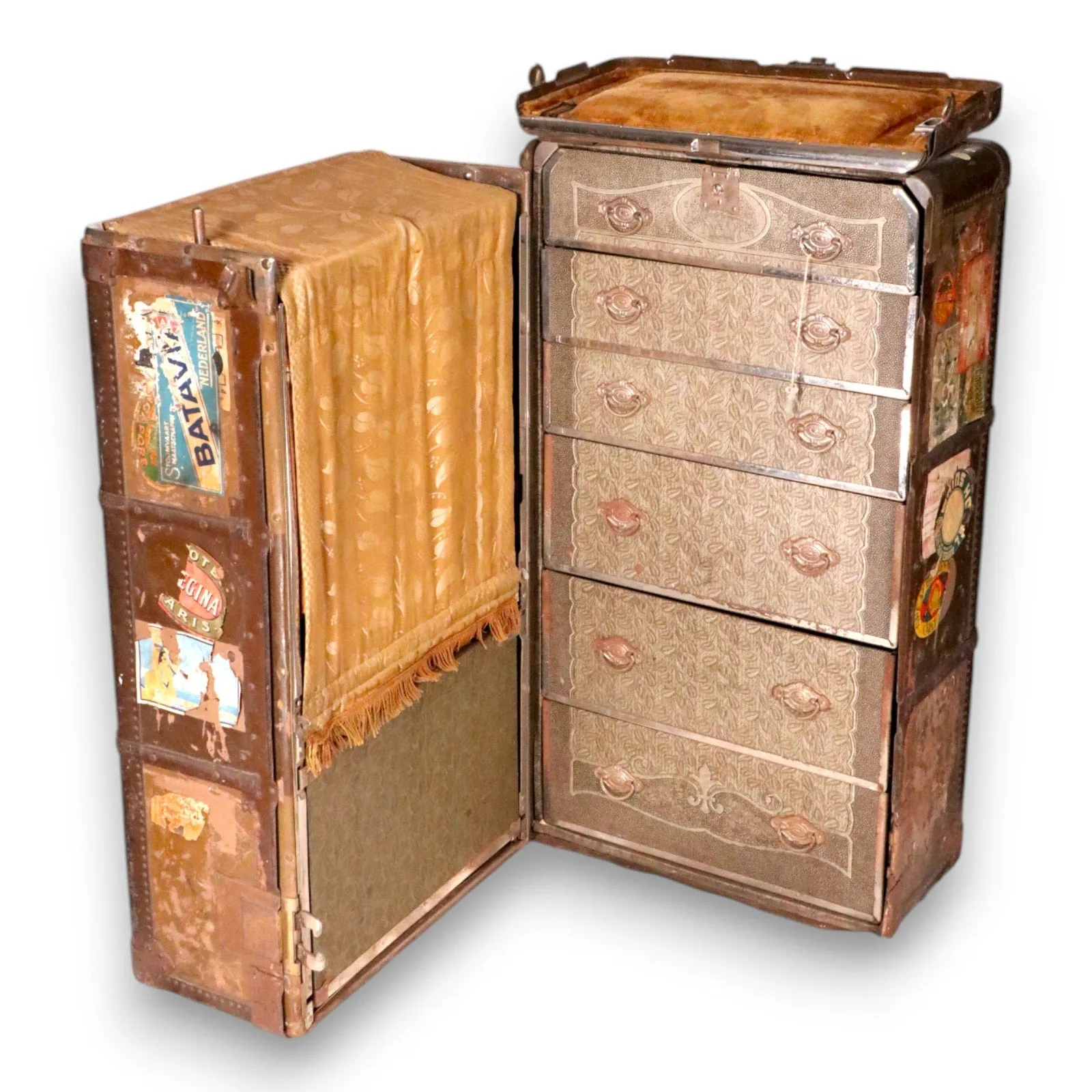 Hartmann Cushion Top Gibraltarized Steamer Trunk Keys Decals Antique 1927