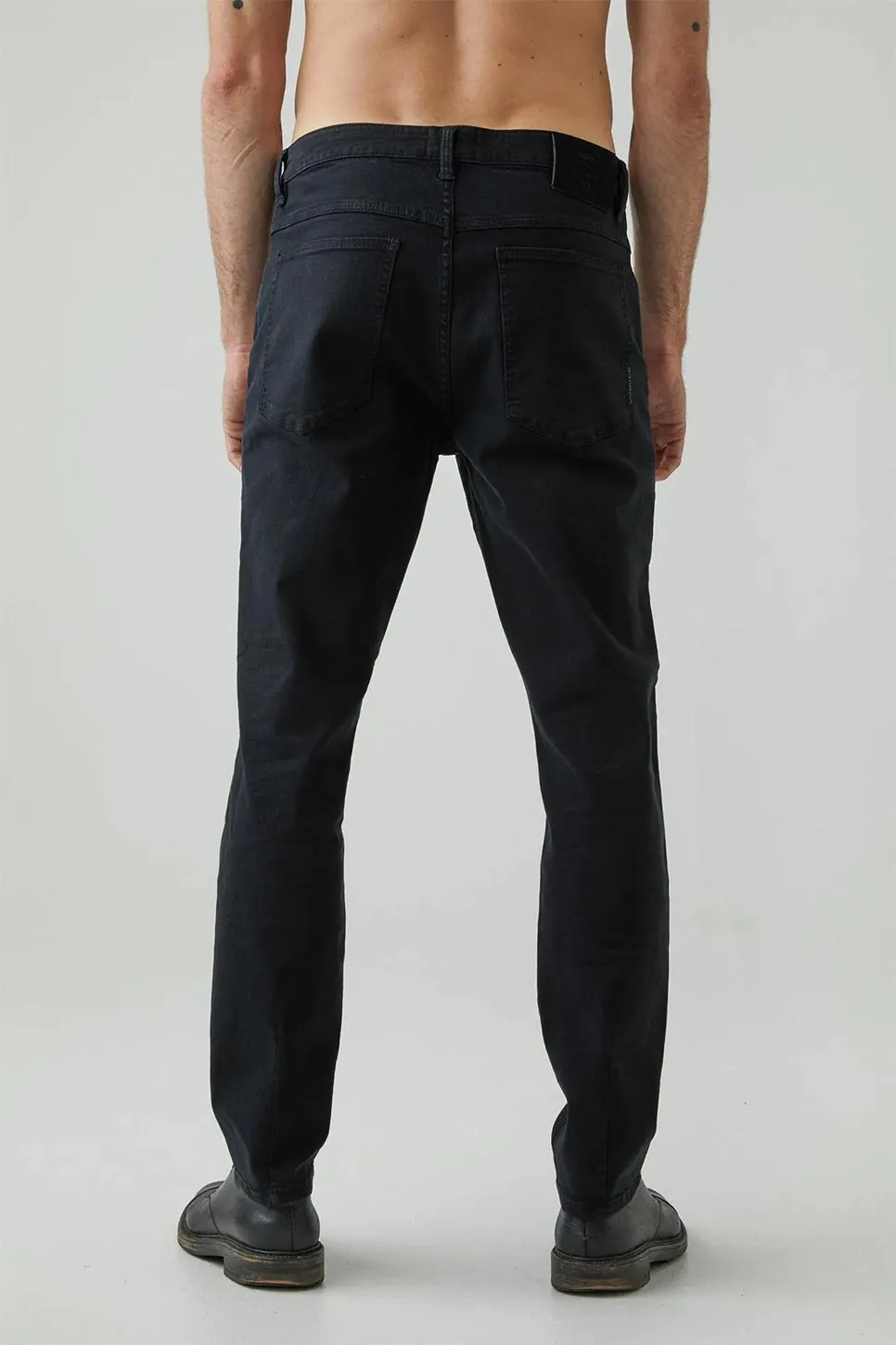 RAY TAPERED - NORTHERN BLACK