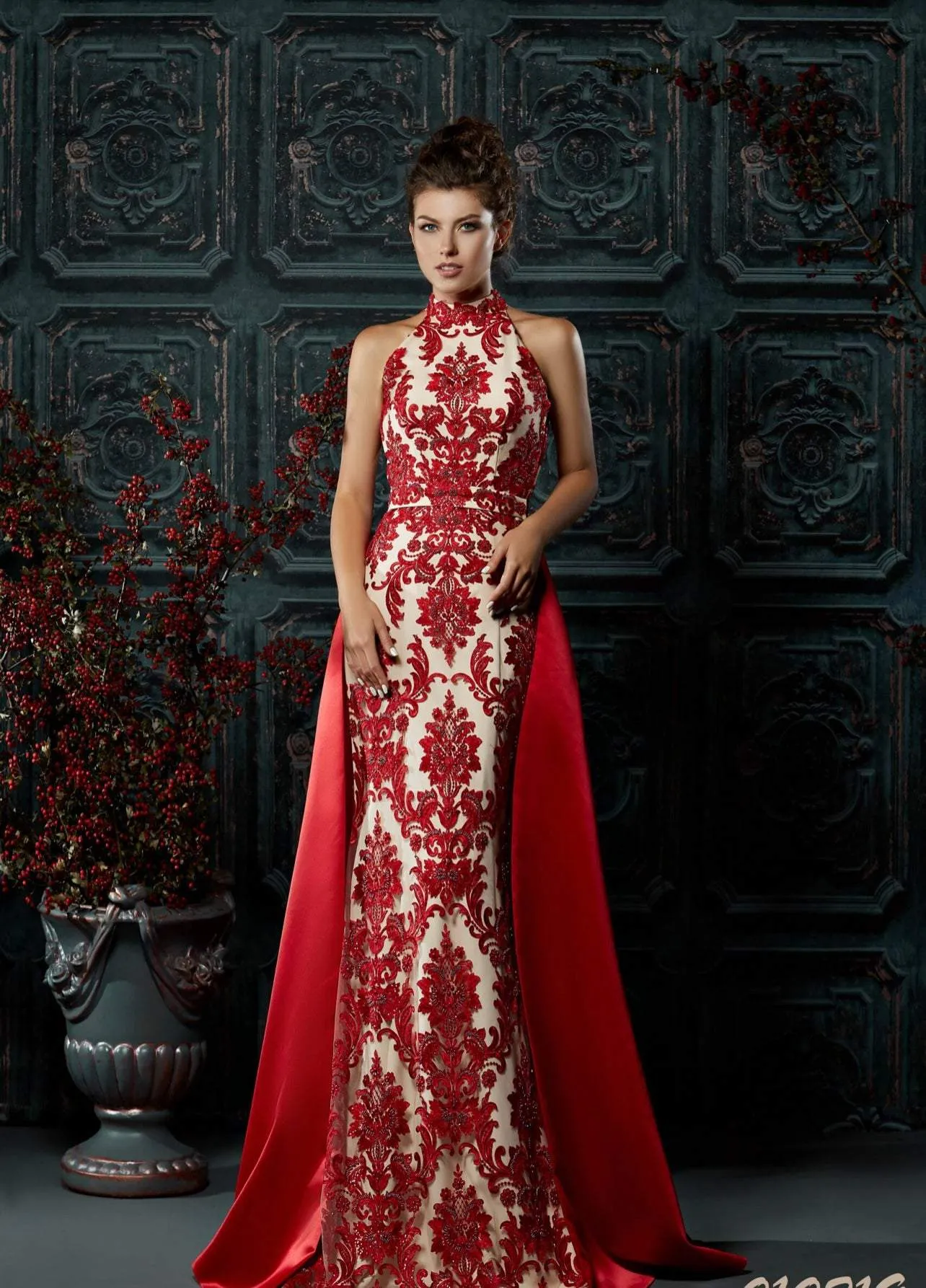 Tint Red Wedding Dress